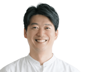 李　 成一